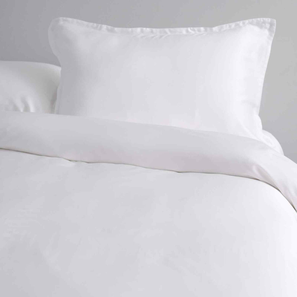 Canningvale Size Lustro Bamboo Quilt Cover Set White
