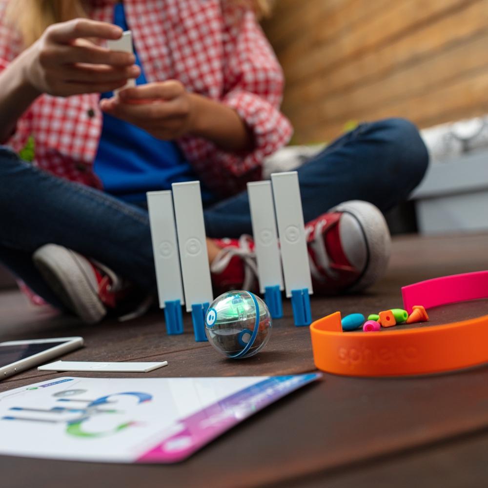 Sphero Mini Activity Kit w/Robotic Ball/Cards/Construction Set STEM Learning — image 8