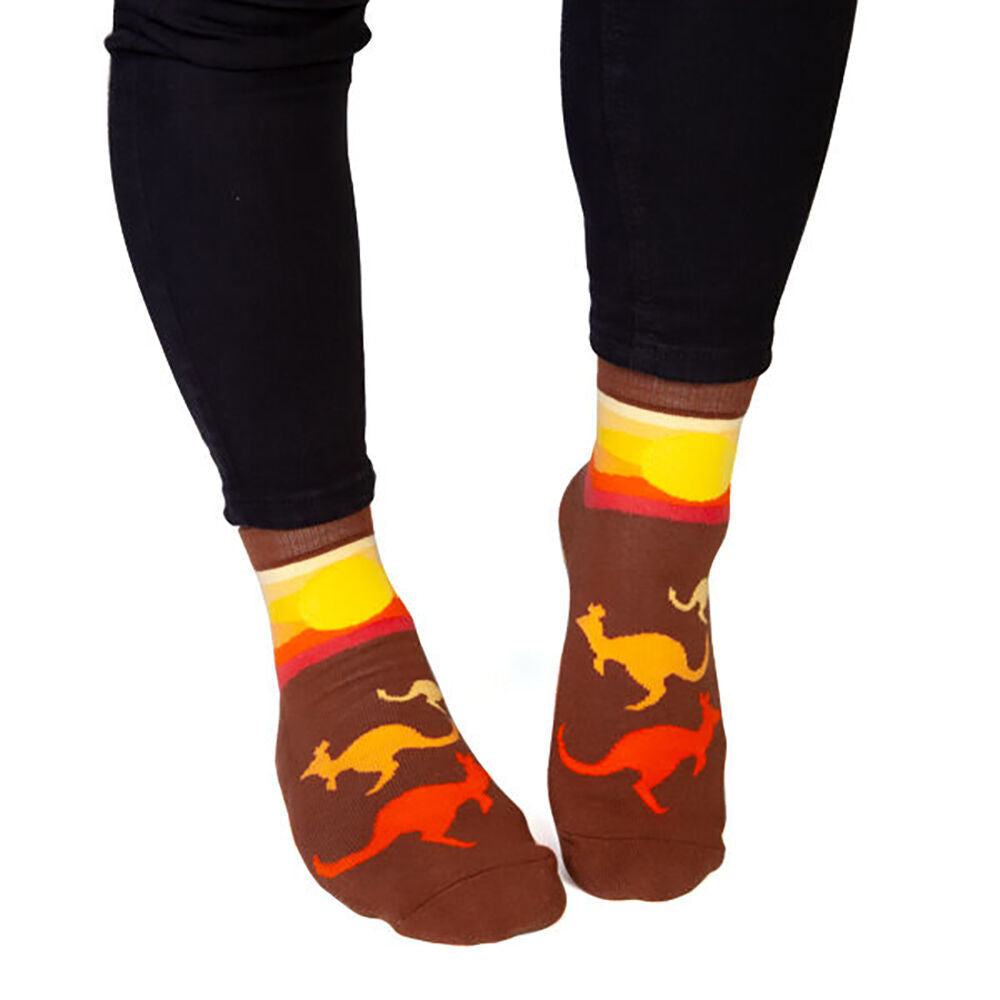 Feet Speak Kangaroo Women's Casual Crew Socks Cute-Printed Brown One-Size (4 Pack) — image 5