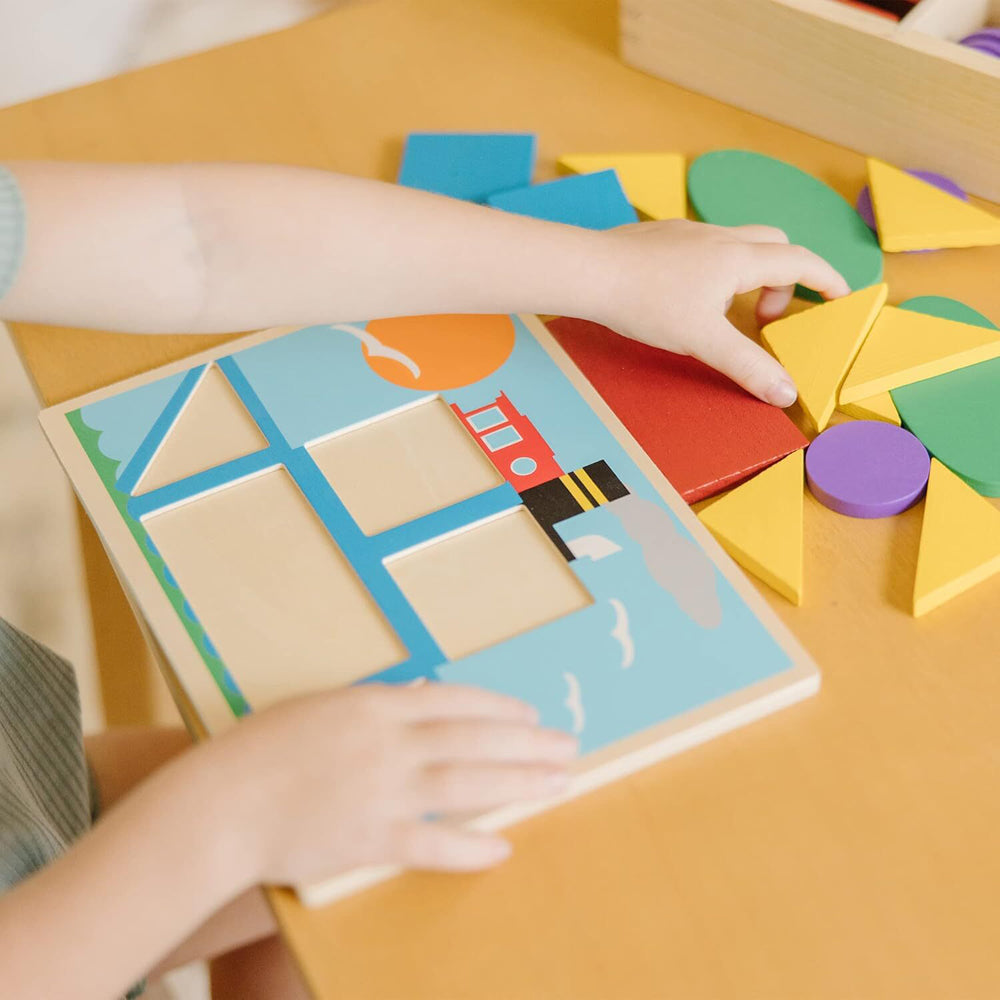 Melissa & Doug Beginner Pattern Blocks Kids/Childrens Interactive Toy 2+