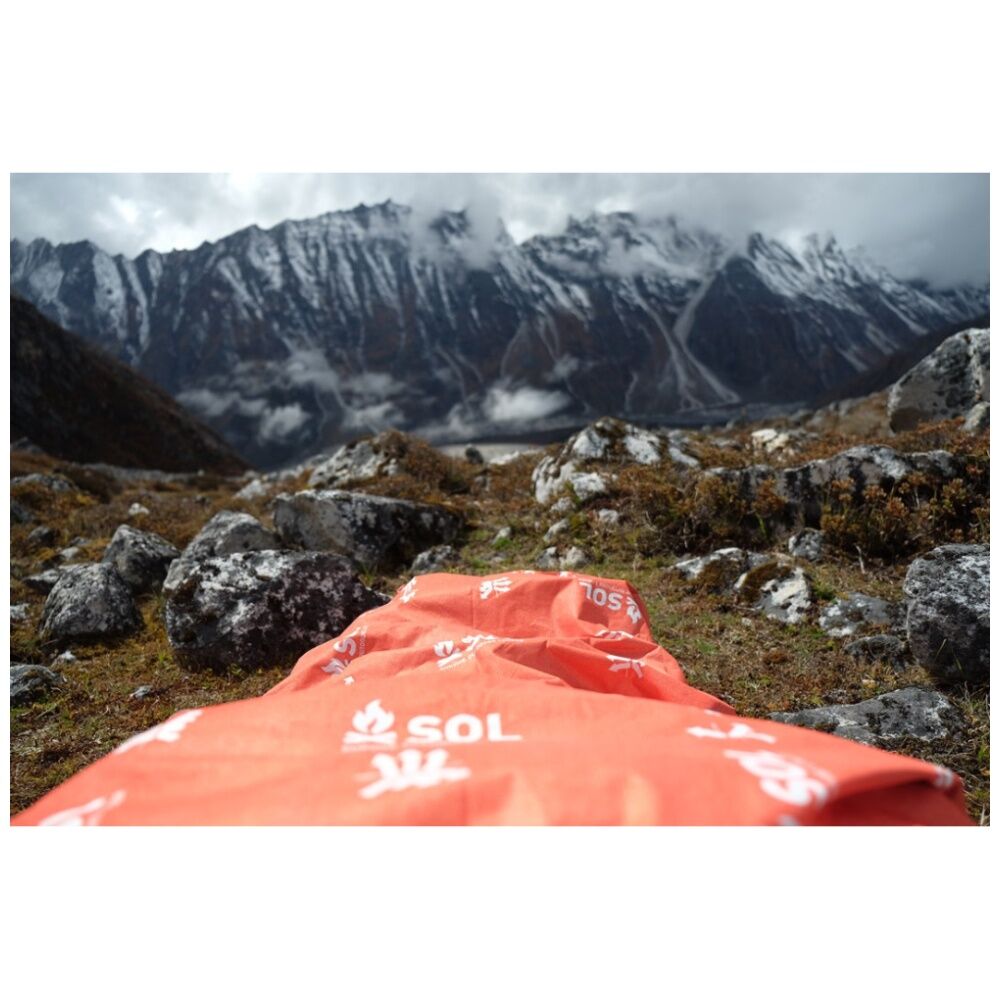 Sol Bivvy With Hood Heat Reflective Water-Resistant 78cm x 213cm Orange — image 7
