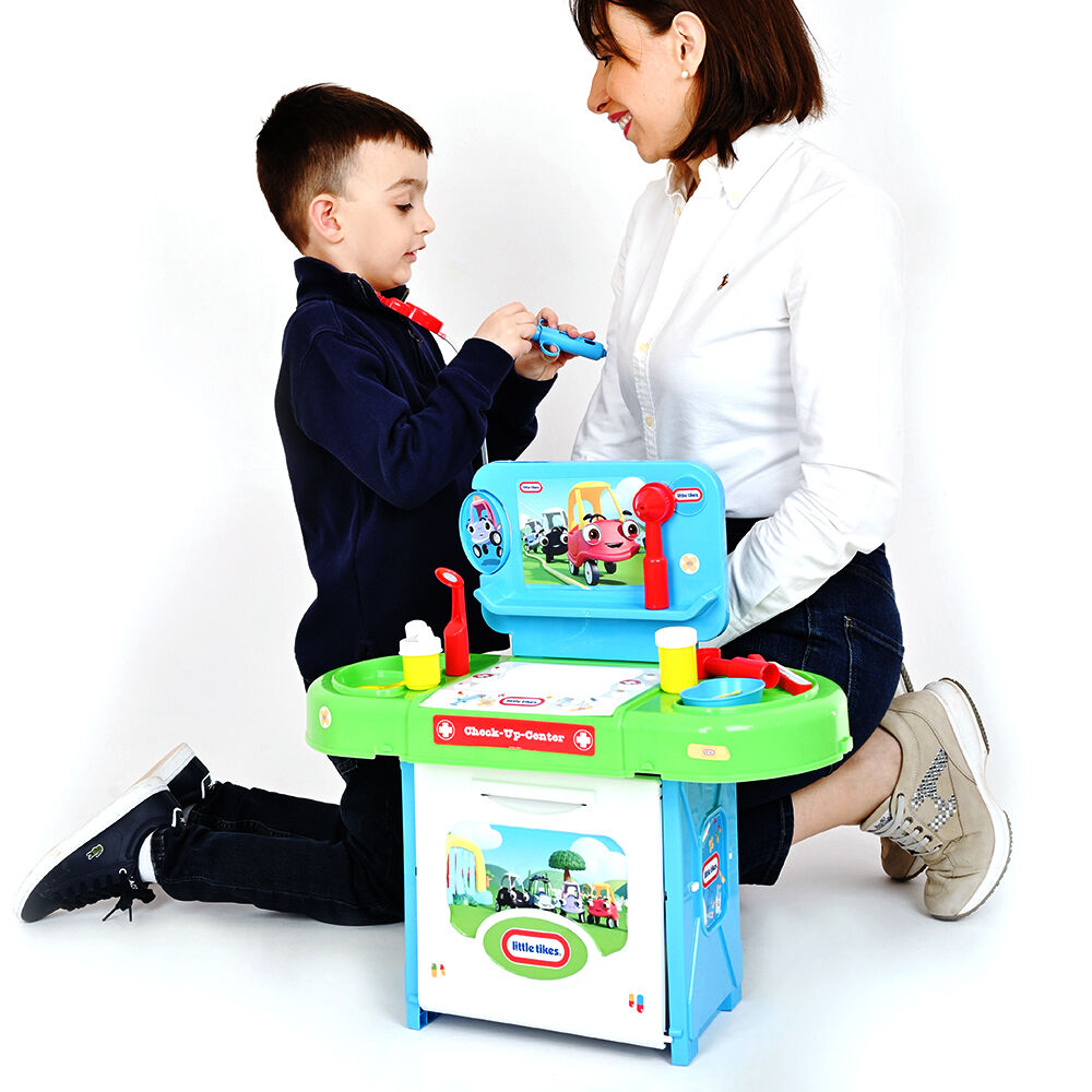 Little Tikes Check Up Center Kids/Children Pretend Doctor Play Toy 3y+ (23 Pieces) — image 4