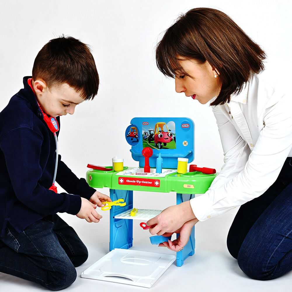 Little Tikes Check Up Center Kids/Children Pretend Doctor Play Toy 3y+ (23 Pieces) — image 6