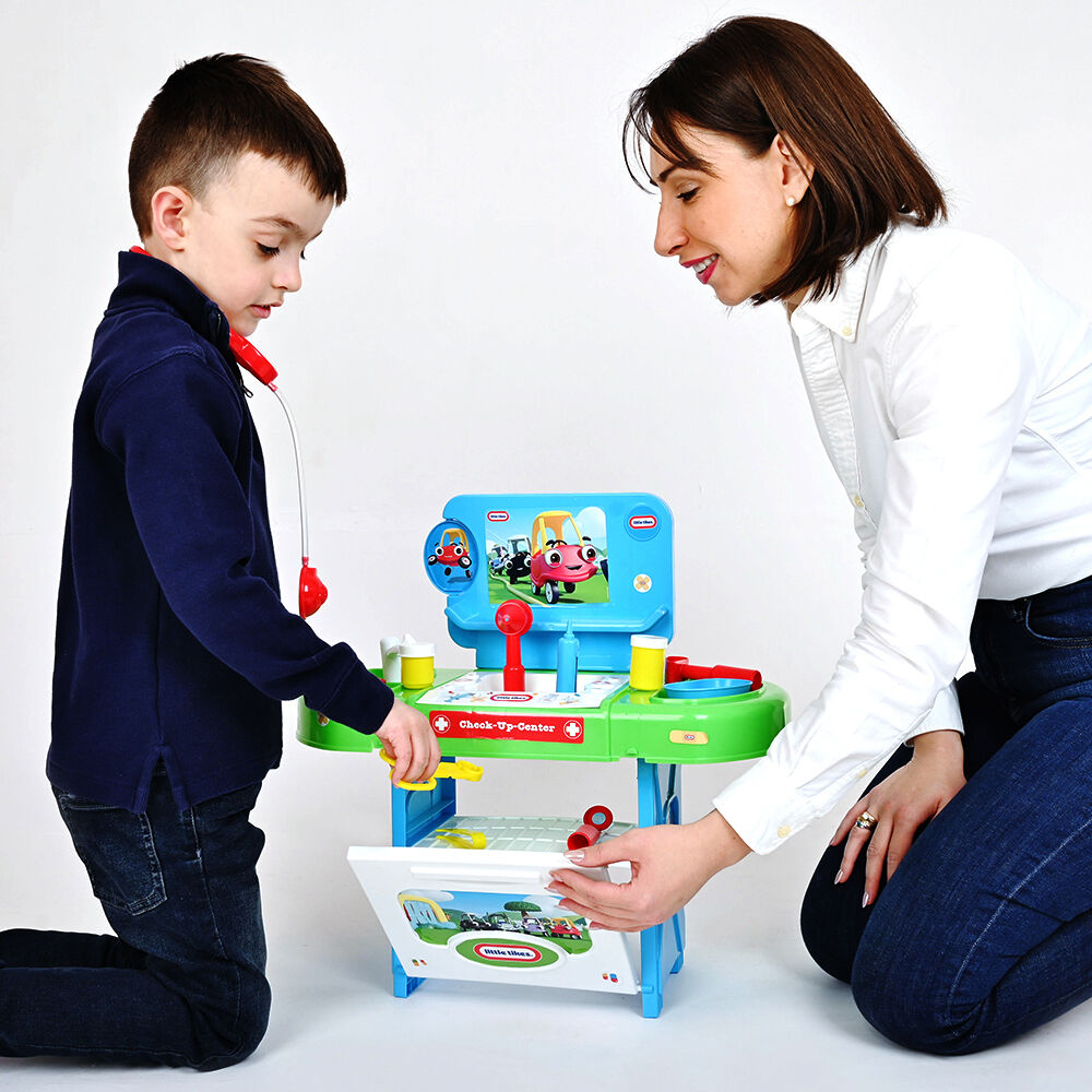 Little Tikes Check Up Center Kids/Children Pretend Doctor Play Toy 3y+ (23 Pieces) — image 7