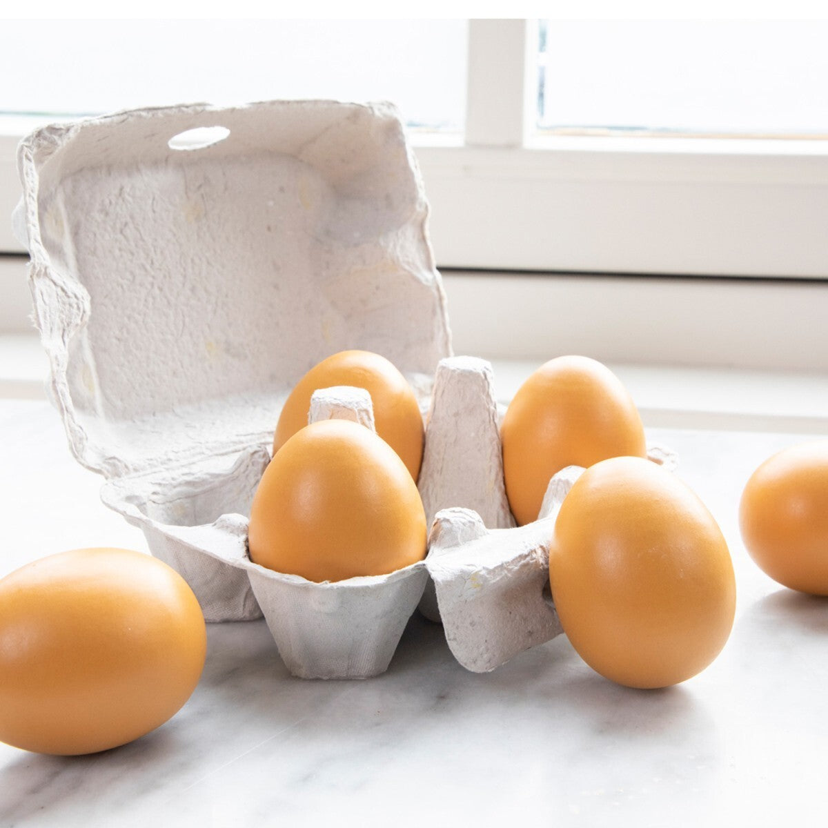 New Classic Toys Wooden Eggs in a Carton Kids/Children Pretend Play Toy 24m+ (6 Pieces) — image 3