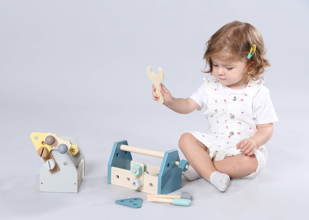 Kaper Kidz Toddler Calm & Breezy Wooden Hammer/Bolts Toolbox 20.5x13cm Toy 18m+ — image 7