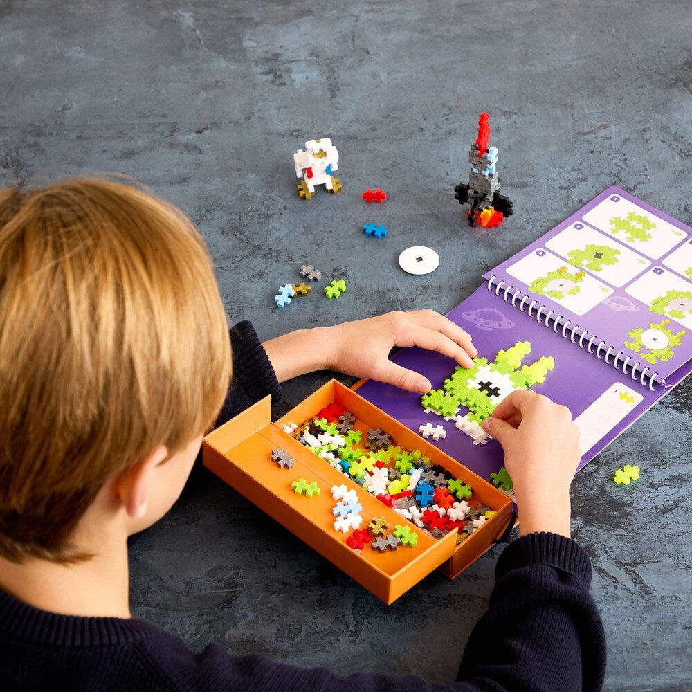 Plus-Plus Activity Pad Space Building Blocks STEM Toy Kids/Children 5y+ (125 Pieces) — image 2