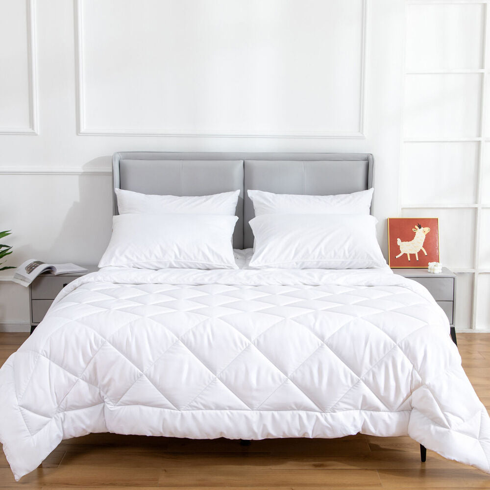 Hacienda 100% Microfiber & Bamboo Blend Antibacterial Quilt — image 7
