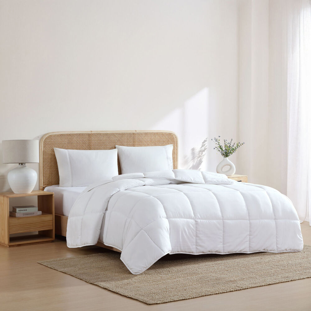 Ardor Super King 240x270cm White 300GSM Microfibre Quilt Roll Packed — image 3
