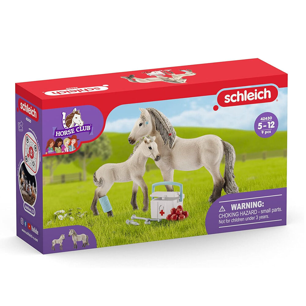 Schleich Hannah's First-Aid Kit Animal Action Figure Kids Toy Set 5-12y (9 Pieces)