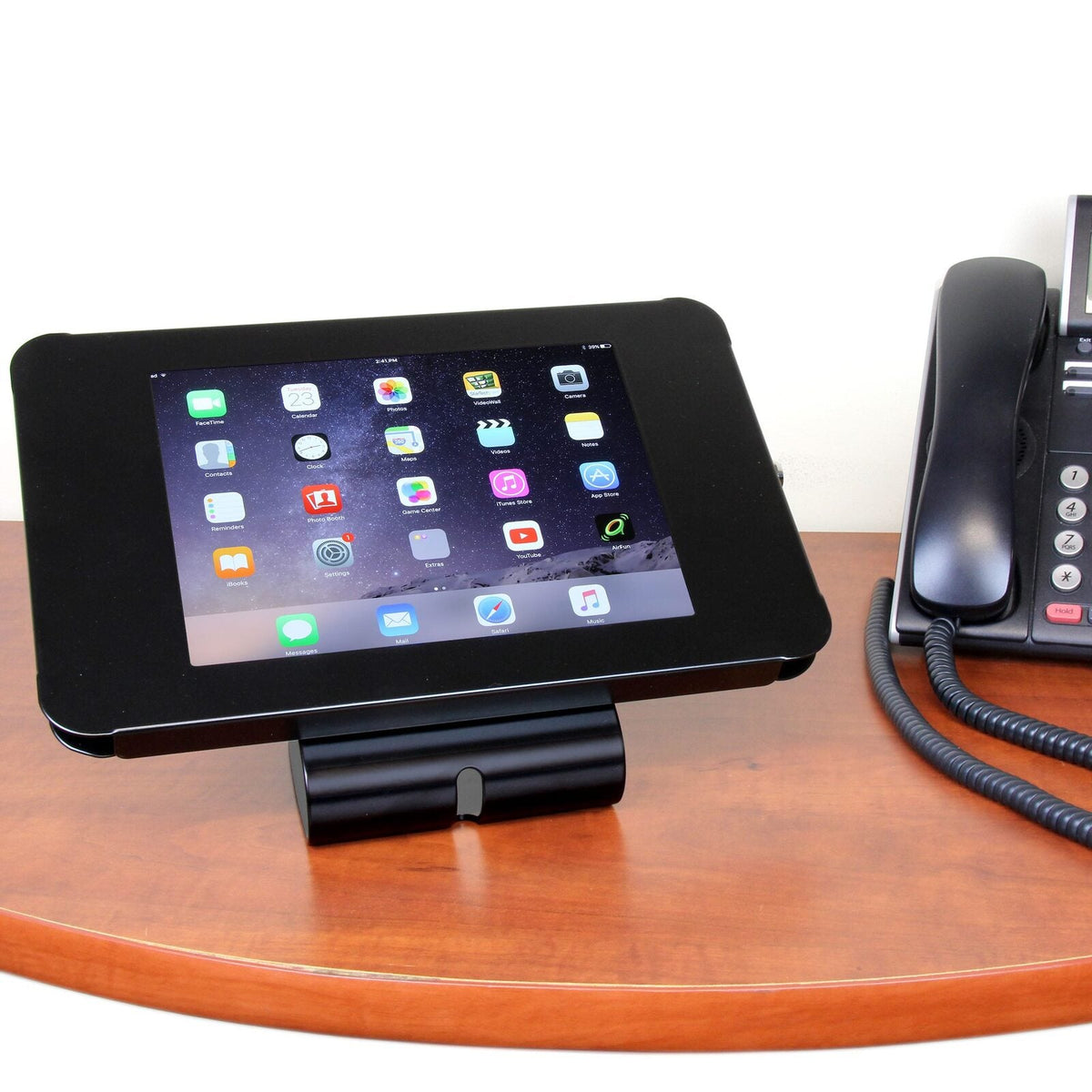 Star Tech Lockable Tablet Desk/Table/Wall Steel Mount TAA for iPad/9.7in Display — image 5