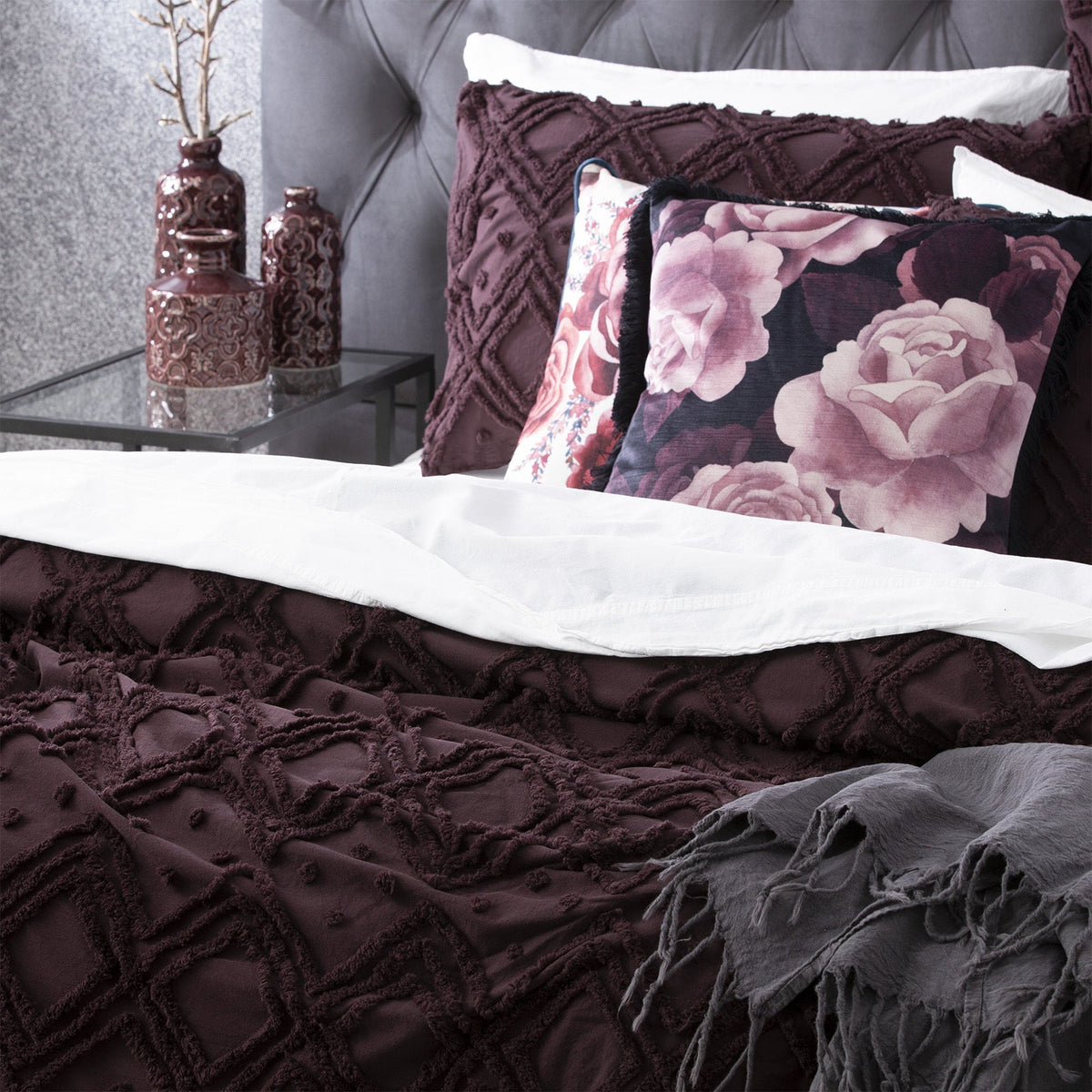Park Avenue Medallion 65cm Pillowcase Cotton Cover Vintage Washed Tufted Plum — image 2
