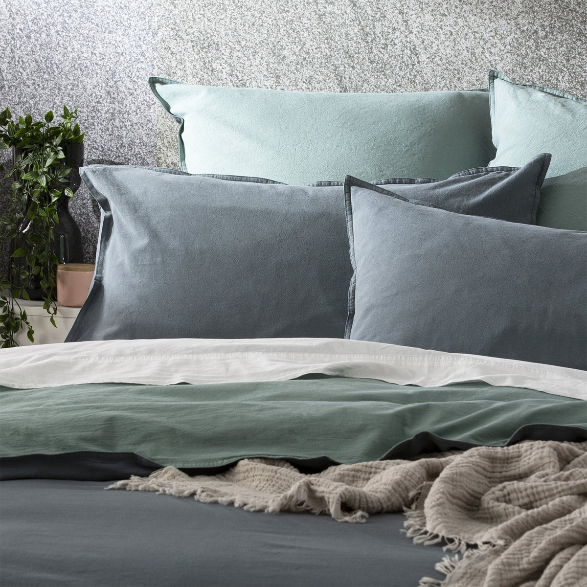 Renee Taylor Essentials King Bed Quilt Cover VT Stone Washed Reversible Mineral — image 2