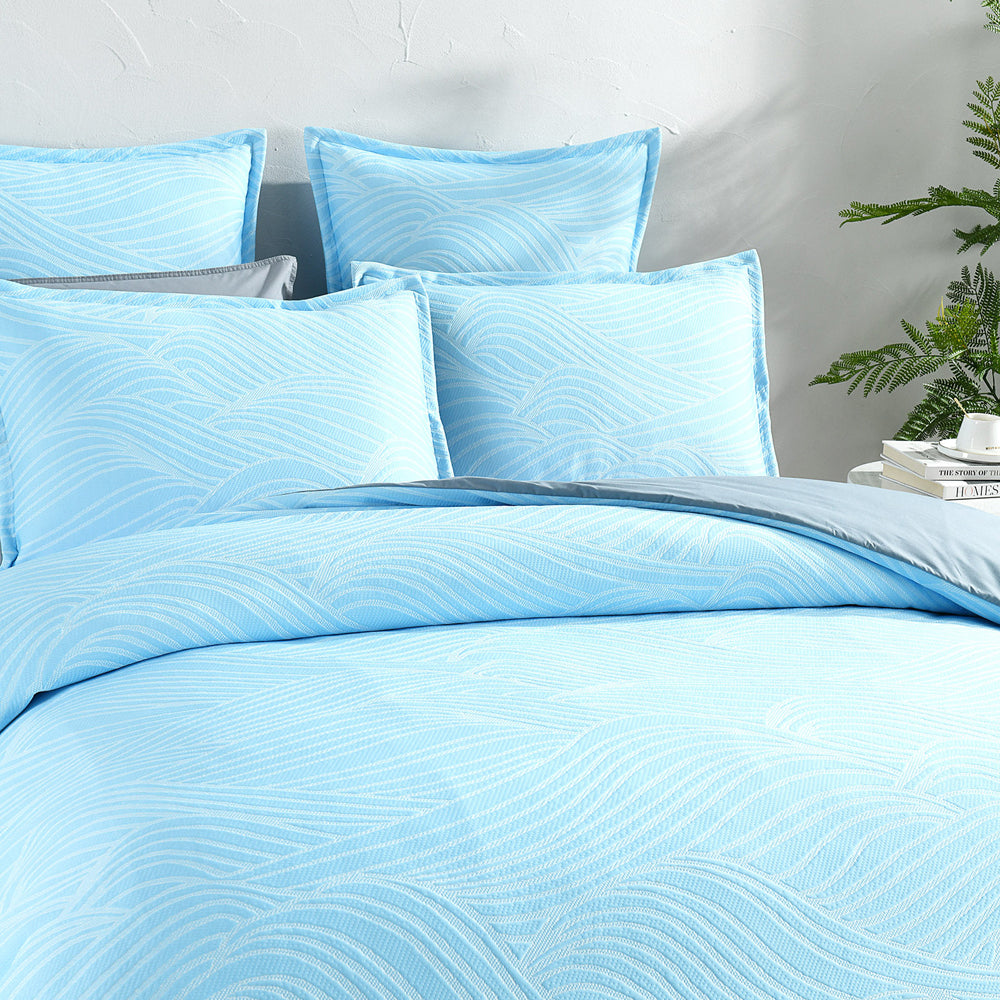 Renee Taylor Oscillate Jacquard Queen Quilt Cover w/ Pillowcases Bedding Set Sky