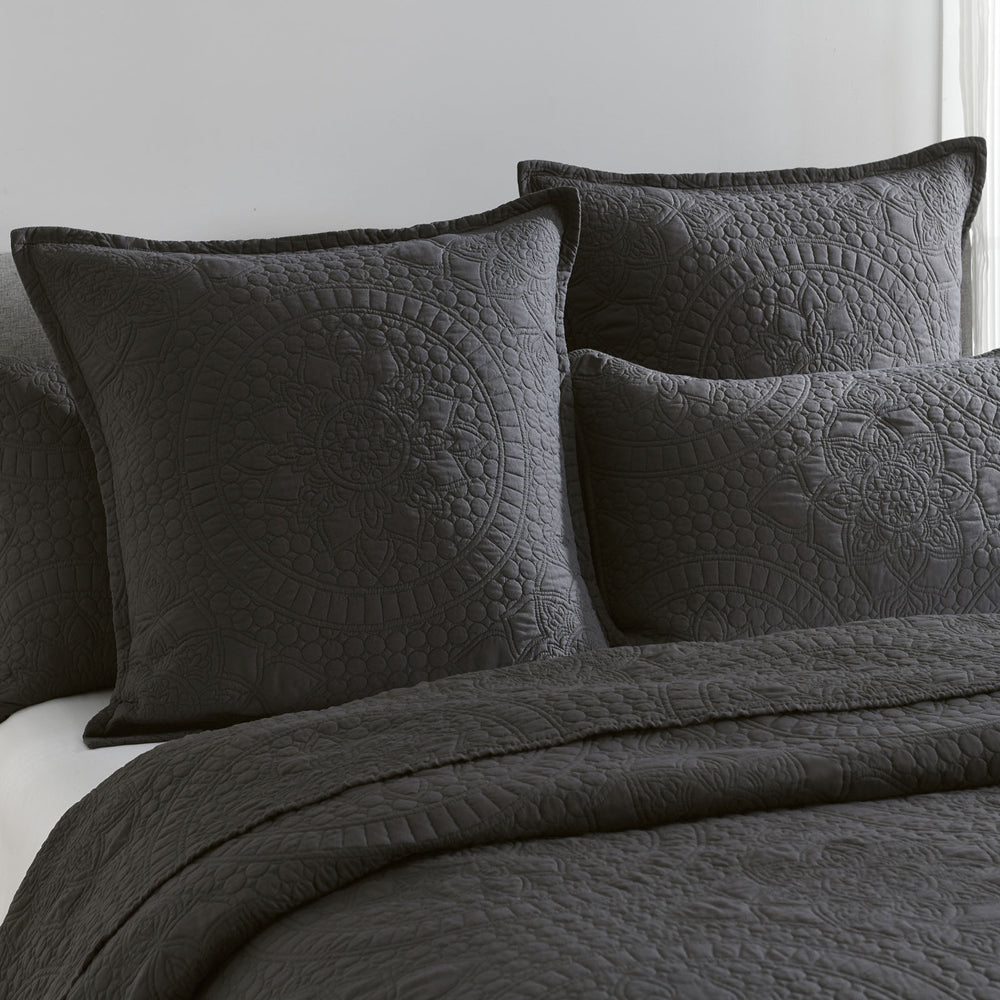 Renee Taylor Asher Jacquard Queen/King Coverlet w/ Pillowcases Bedding Set Grey — image 2