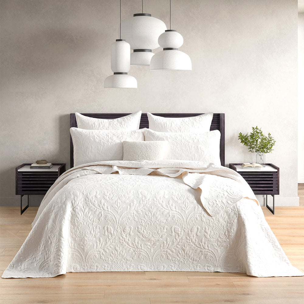 Renee Taylor Berlin Jacquard Single/Double Coverlet w/ 2x Pillowcases Set Stone — image 5