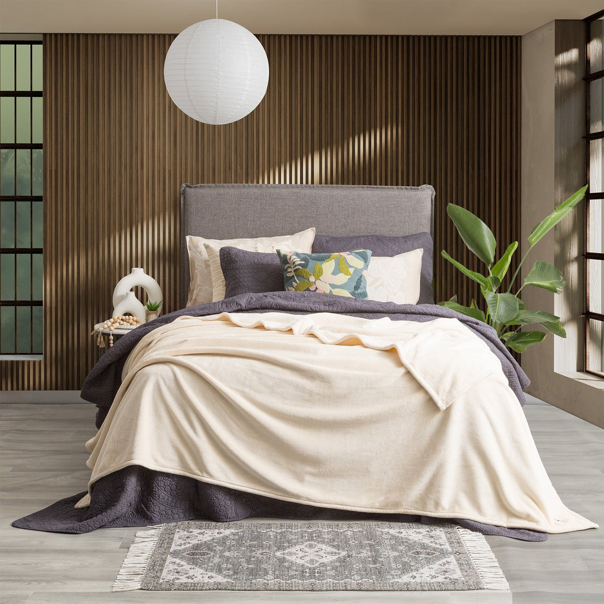 Renee Taylor Plush Super King Blanket/Duvet Throw 380GSM Ultra Soft Velvet Stone
