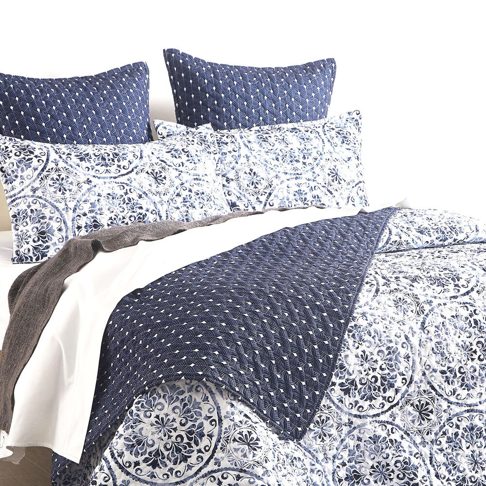 Renee Taylor 65x65cm Delos Quilted Reversible European Square Pillowcase — image 5
