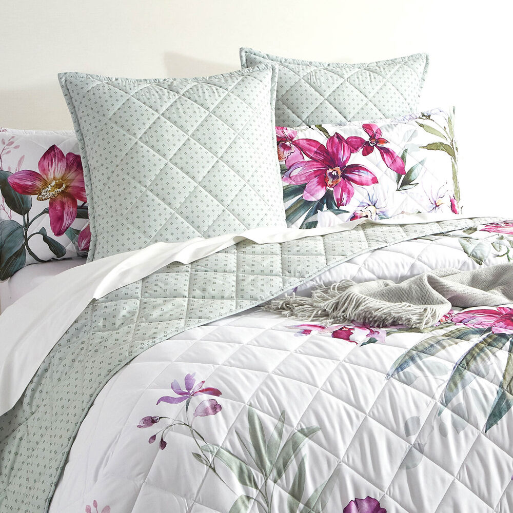 Renee Taylor Kashmir Quilted Reversible Coverlet Set Multi — image 3