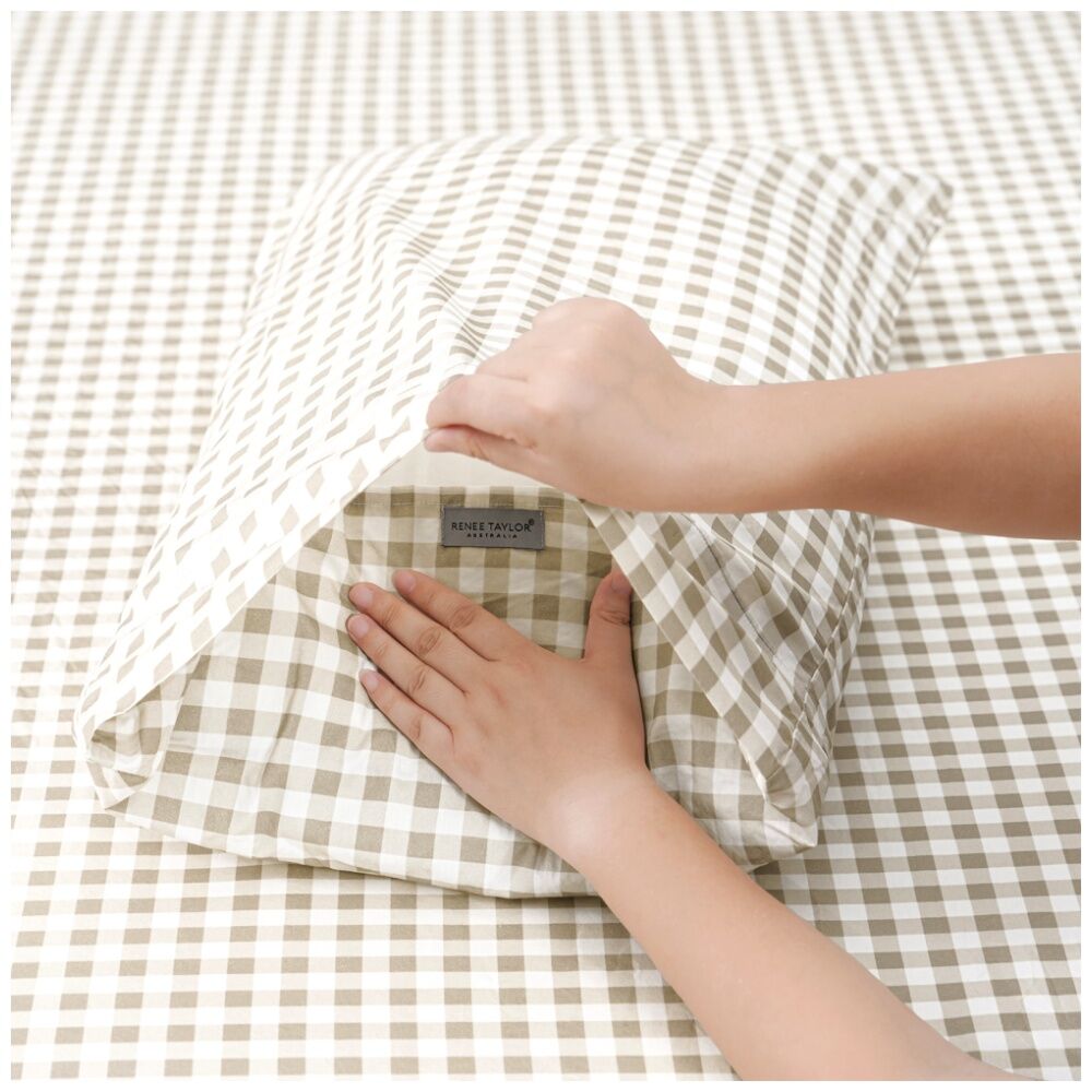 Renee Taylor 250TC Bran Gingham Patterned Cotton Sheet Set Beige — image 3