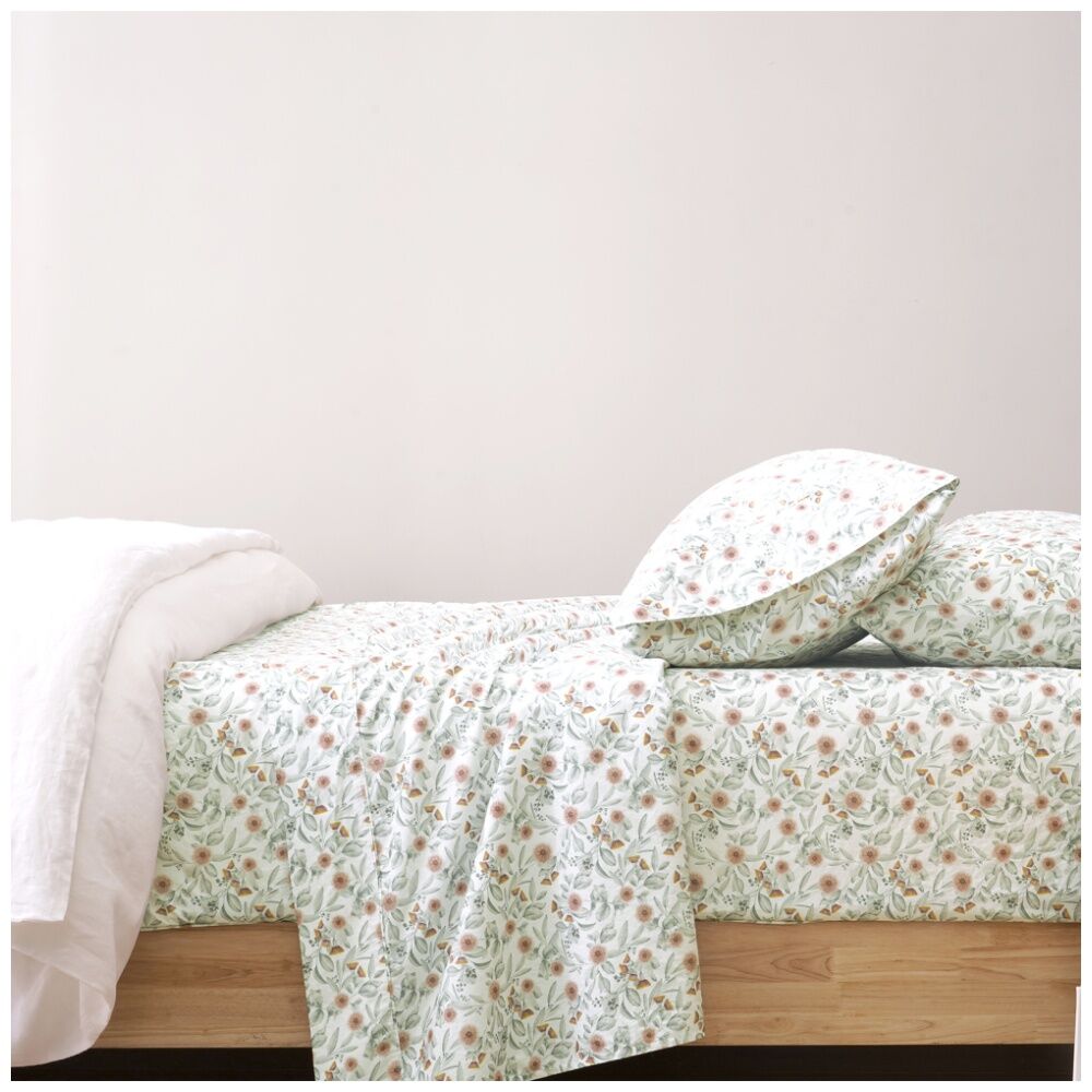 Renee Taylor 250TC Red Gum Patterned Cotton Sheet Set Green Leaves — image 2