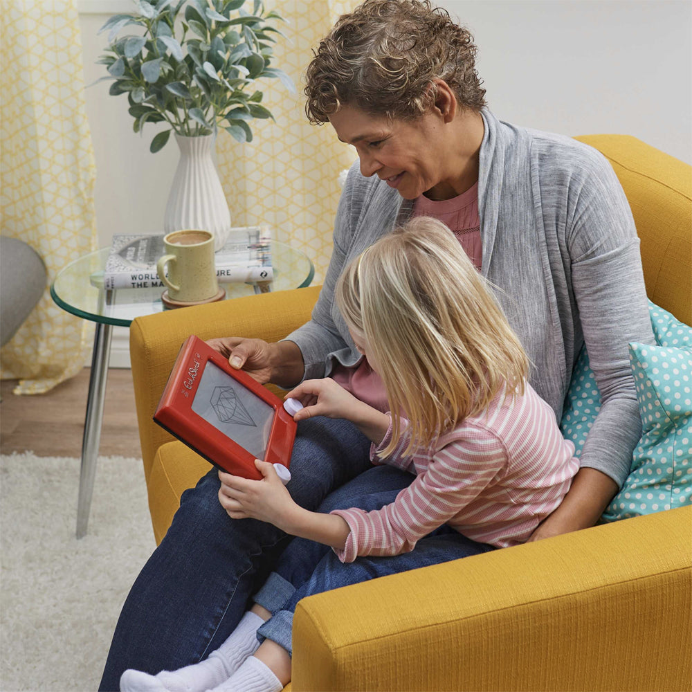 Etchasketch Etch a Sketch Classic Edition Magic Screen Kids/Children's Art Toy Red 3y+ — image 4