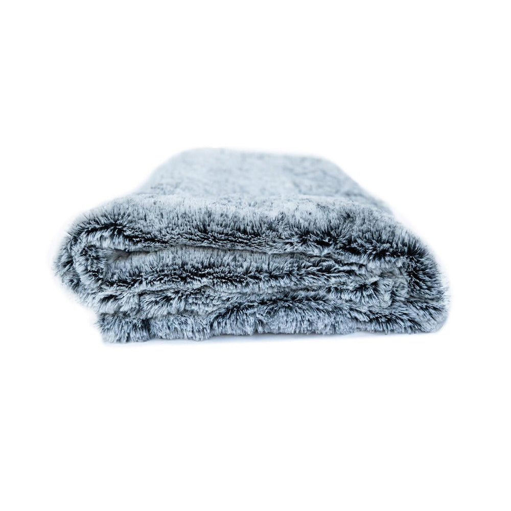 Superior Pet Goods Superior Pet Plus Calming Pet/Dog/Cat Blanket Artic Faux Fur Small 90x70cm — image 2