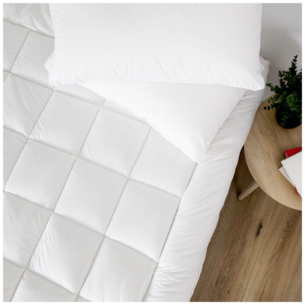 Tontine Classic Comfort Cool Dry Mattress Topper Climate Control — image 2