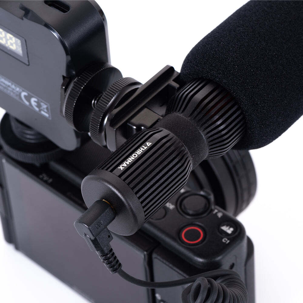 Thronmax StreamMic Vlogger Pro Streaming Kit w/Tripod/Light For Phones/Camera — image 4