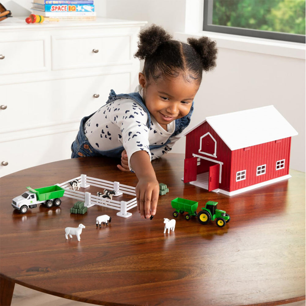 John Deere 1:64 Red Barn Animals/Vehicle Playset Kids/Childrens Playset 3y+ (24 Pieces) — image 2