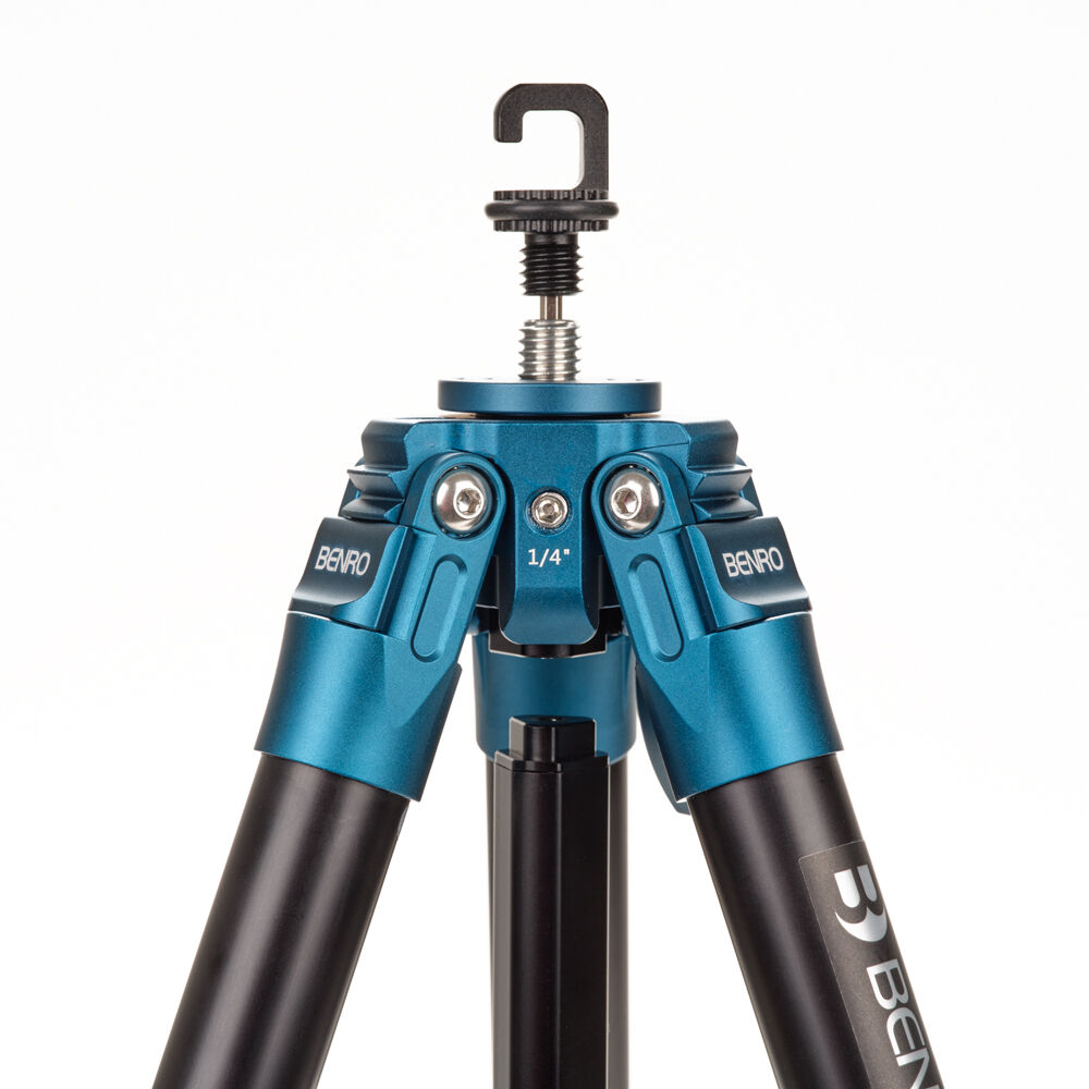 Benro Super Slim Aluminium Folding Tripod w/ N00P Ball Head 156cm Camera Stand — image 2