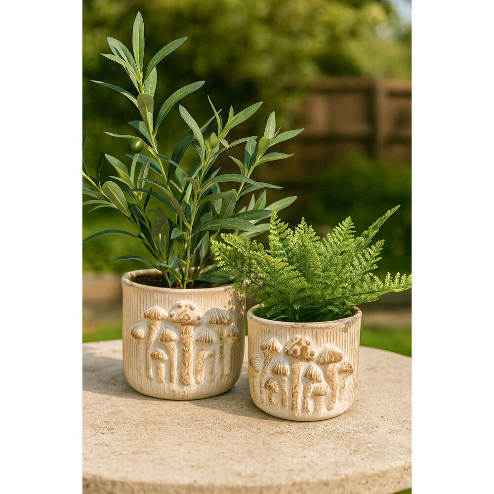 Urban Ceramic Fable Toadstool Outdoor Planter Pot Medium 16x19cm Bisque (2 Pack) — image 3
