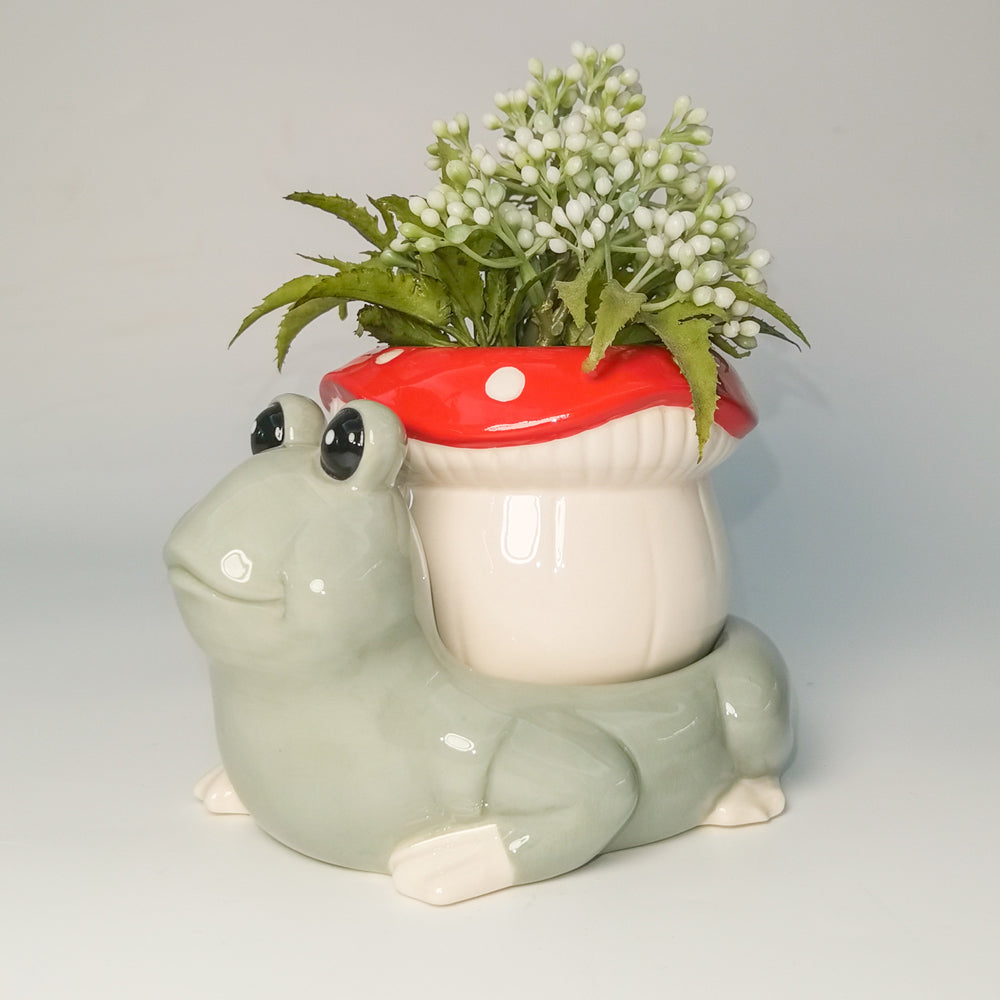 Urban Frog Toadstool Planter White Red 15cm Decorative Outdoor Garden Decor (2 Pack) — image 2