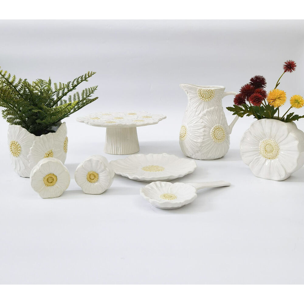 Urban 13x7cm White/Yellow Ceramic Flower Home Decorative Vase — image 2