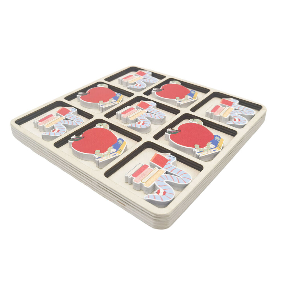 Urban 17cm Red/Blue Bookworm Tic Tac Toe Wooden Board Game Set — image 2