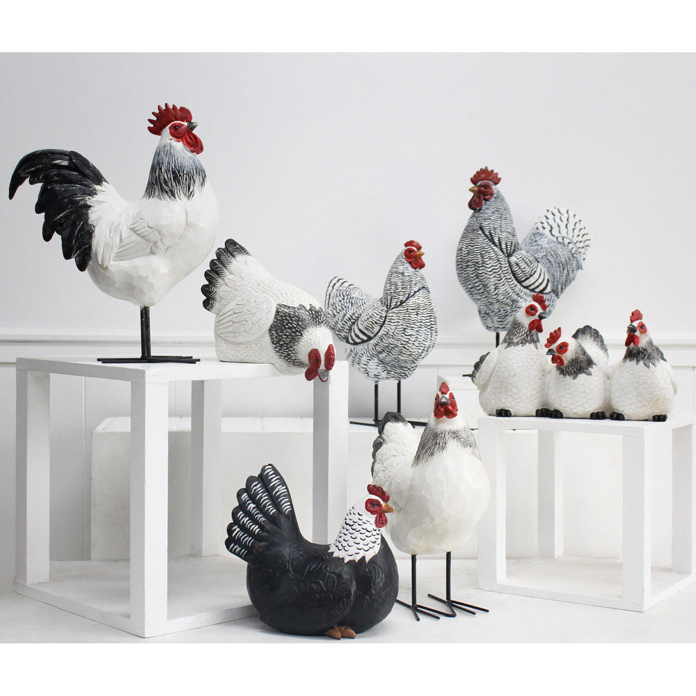 LVD Resin Chicken Friends Sculpture Standing Garden Home Decor 29x17cm White