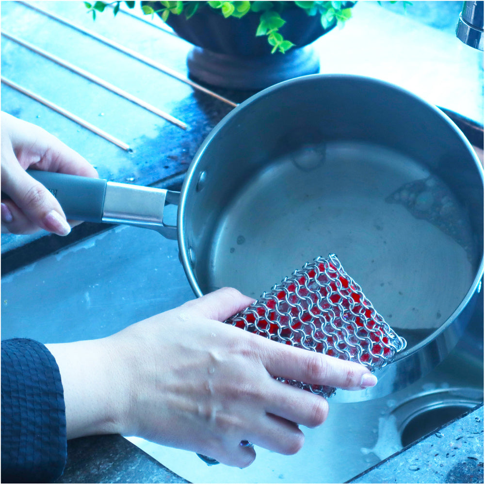 White Magic Stainless Steel 11cm Chainmail Scrubbing Pad Pot/Pan Residue Cleaner — image 3