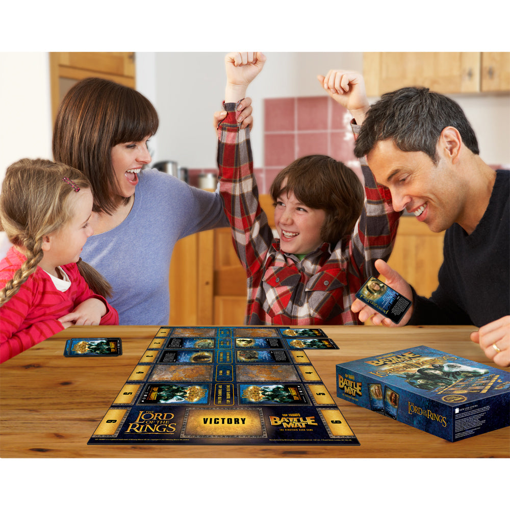 Top Trumps Battlemat Lord of the Rings Edition Tabletop Themed Card Game 8+ — image 2